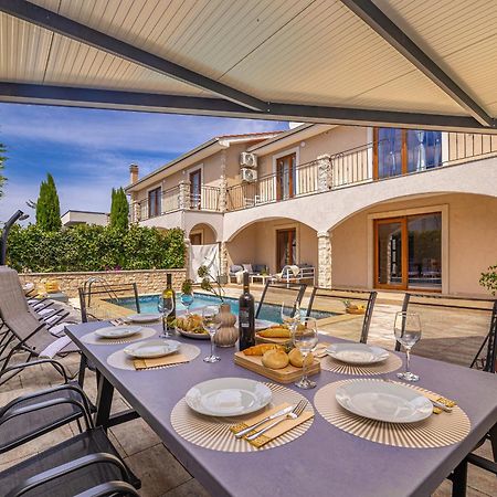 Villa Dijana East Linardići Екстериор снимка